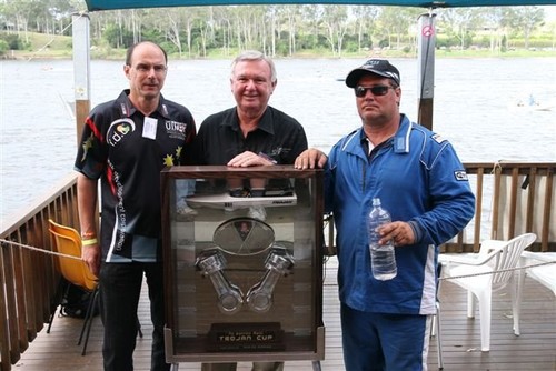 That’s ’08 Trojan Cup winner Jeff Stunnel  with UIM delegate Deiter Kromm (centre) and sponsor Ron Hancock. - Bundy Thunder © All Race Photography